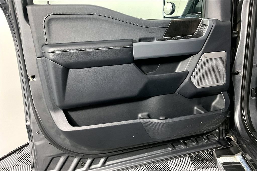 Used 2023 Ford F150 Lariat RWD image 23