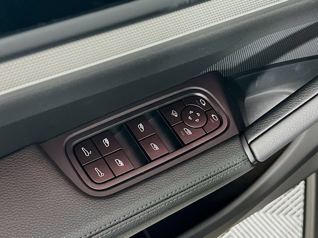 New 2026 Porsche Cayenne AWD/4WD image 20