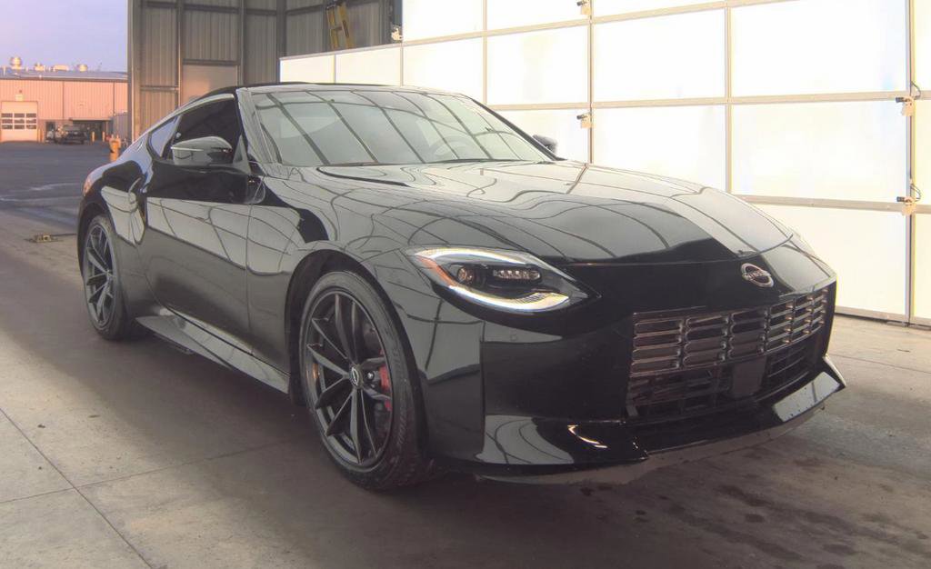 Certified 2024 Nissan Z Performance w/ Floor Mat Package image 2