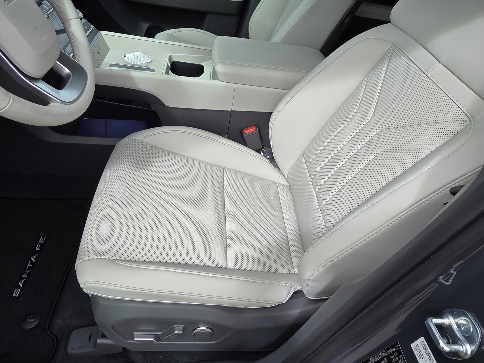 New 2026 Hyundai Santa Fe SE image 14