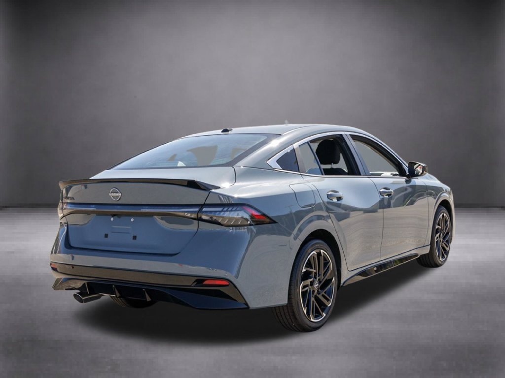 New 2027 Nissan Sentra SR FWD image 4
