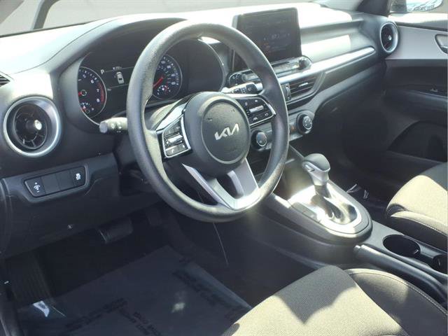 Used 2024 Kia Forte LXS image 7