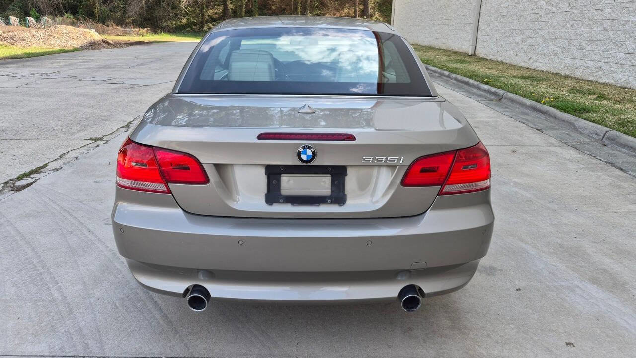 Used 2007 BMW 335i Convertible image 6