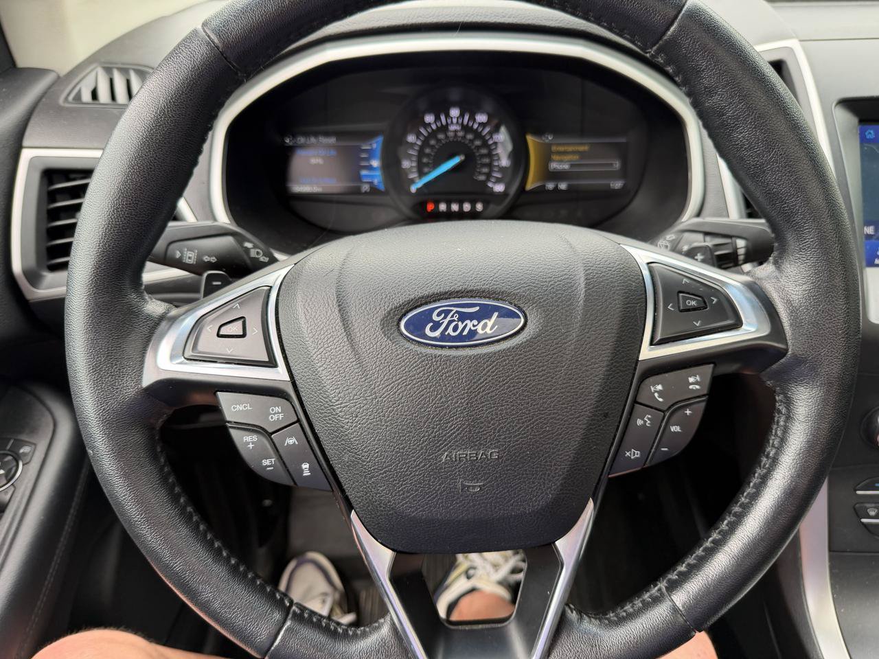 Used 2020 Ford Edge SEL w/ Convenience Package AWD/4WD image 16
