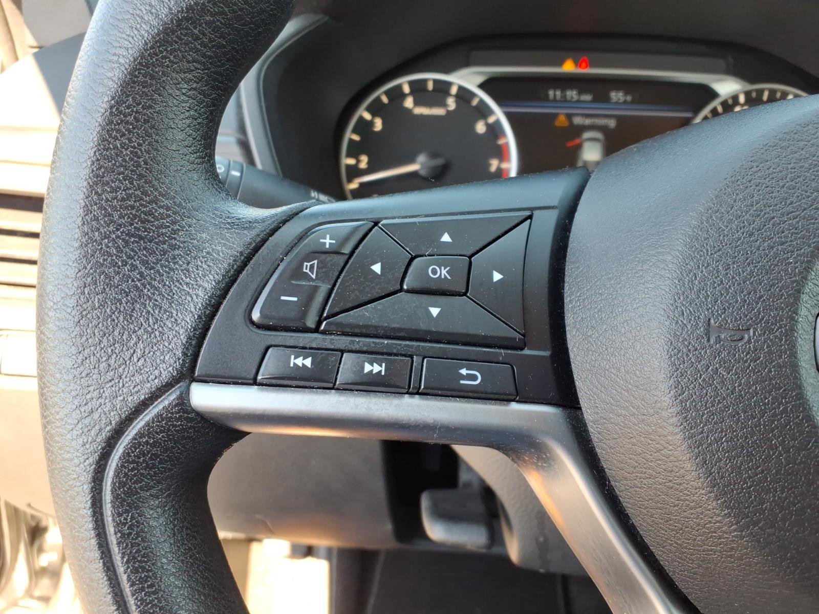Used 2024 Nissan Altima 2.5 SV FWD image 14