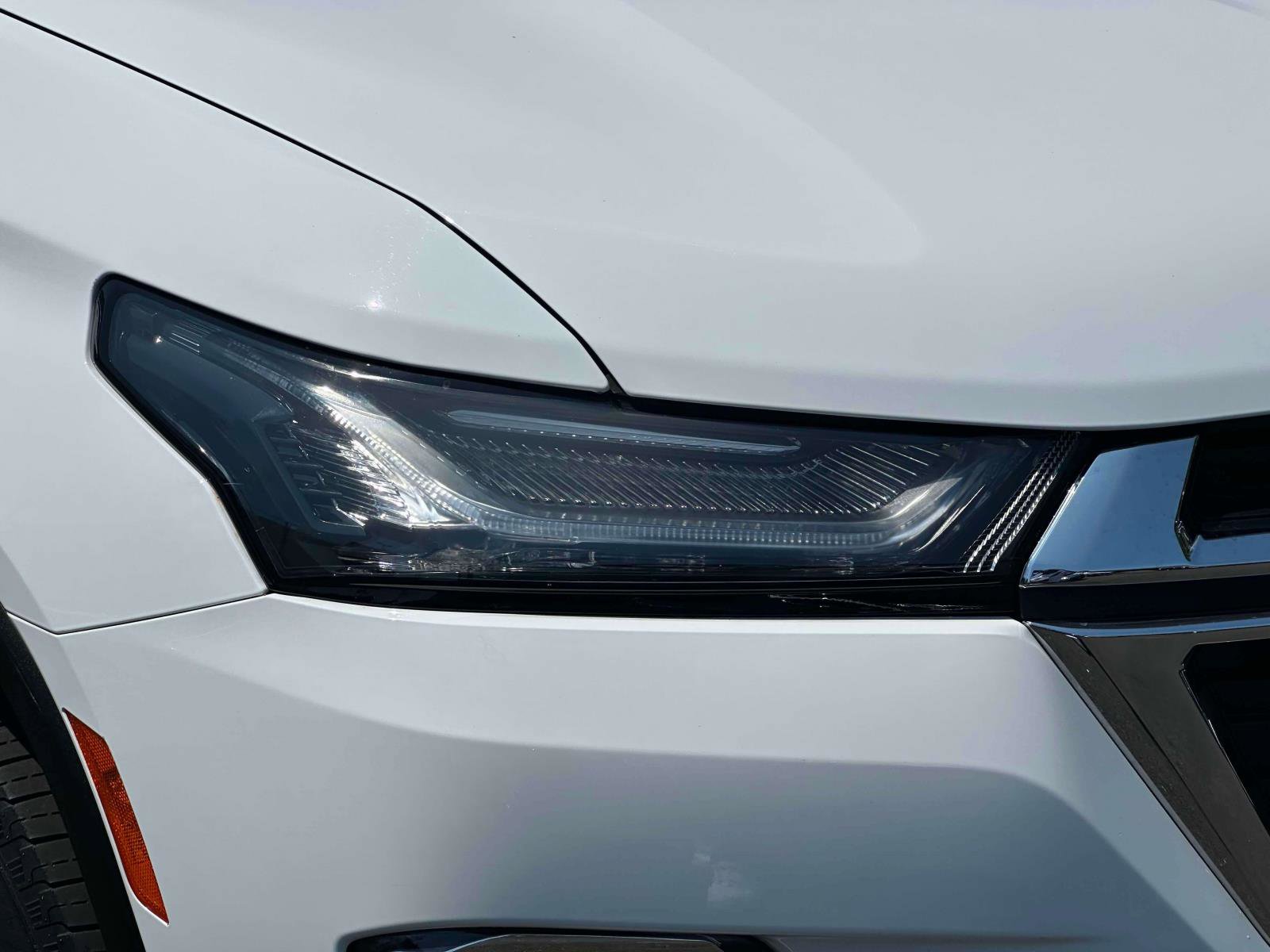 Used 2023 Chevrolet Traverse LT image 9