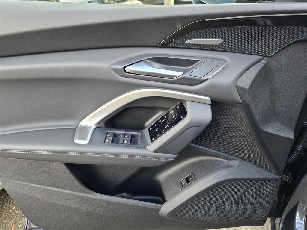 New 2025 Audi Q5 Premium Plus image 17