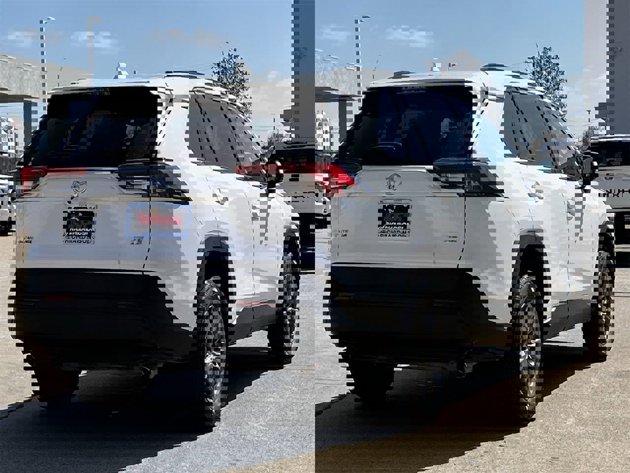 Used 2024 Toyota RAV4 XLE image 4