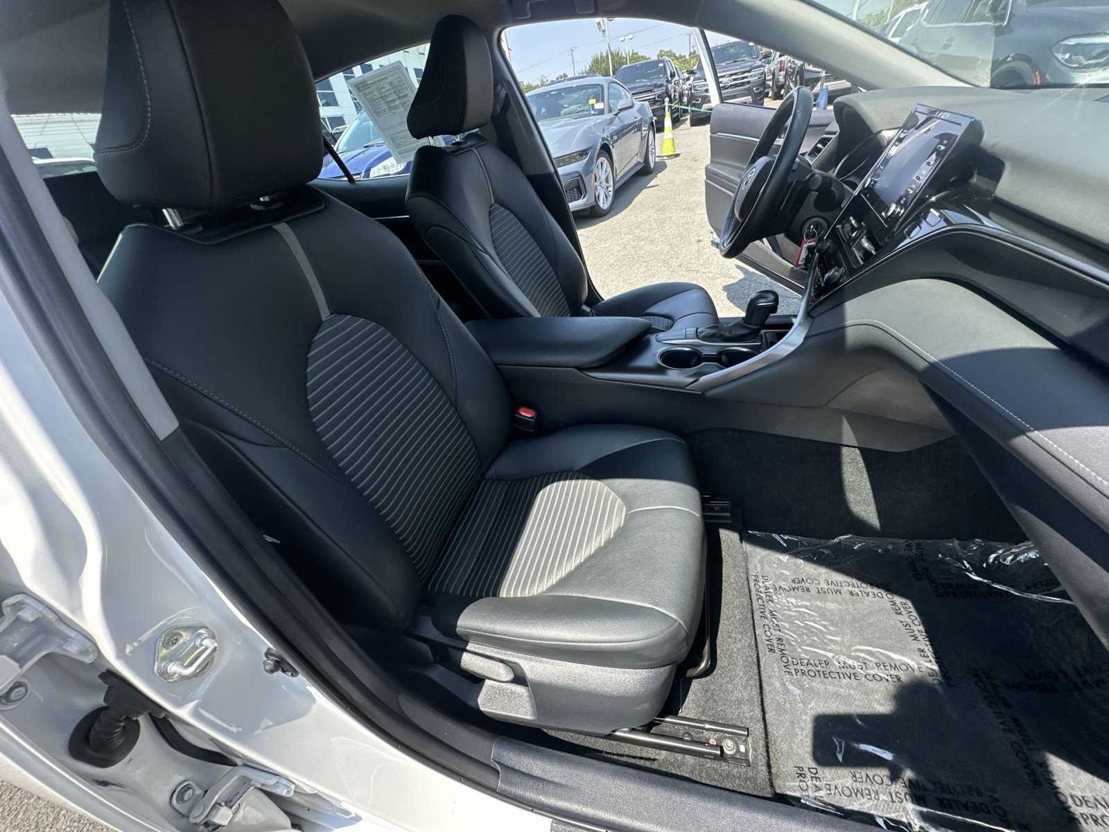 Used 2024 Toyota Camry SE FWD image 33