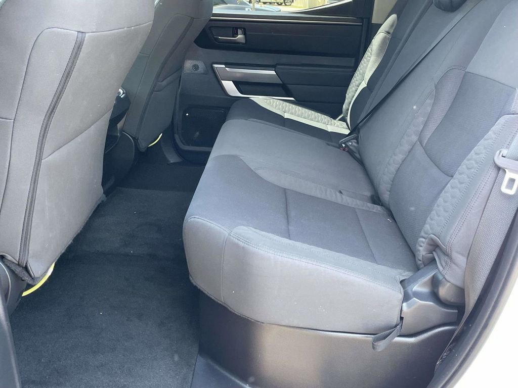 Used 2022 Toyota Tundra SR5 w/ SR5 Convenience Package image 10