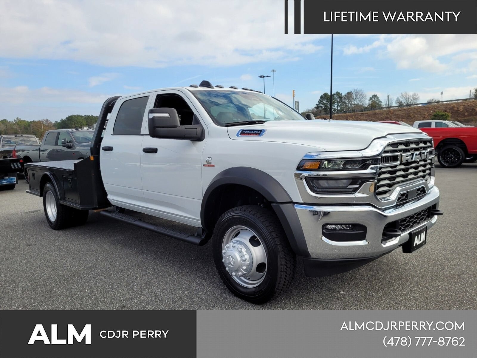New 2025 RAM 4500 Tradesman AWD/4WD image 15