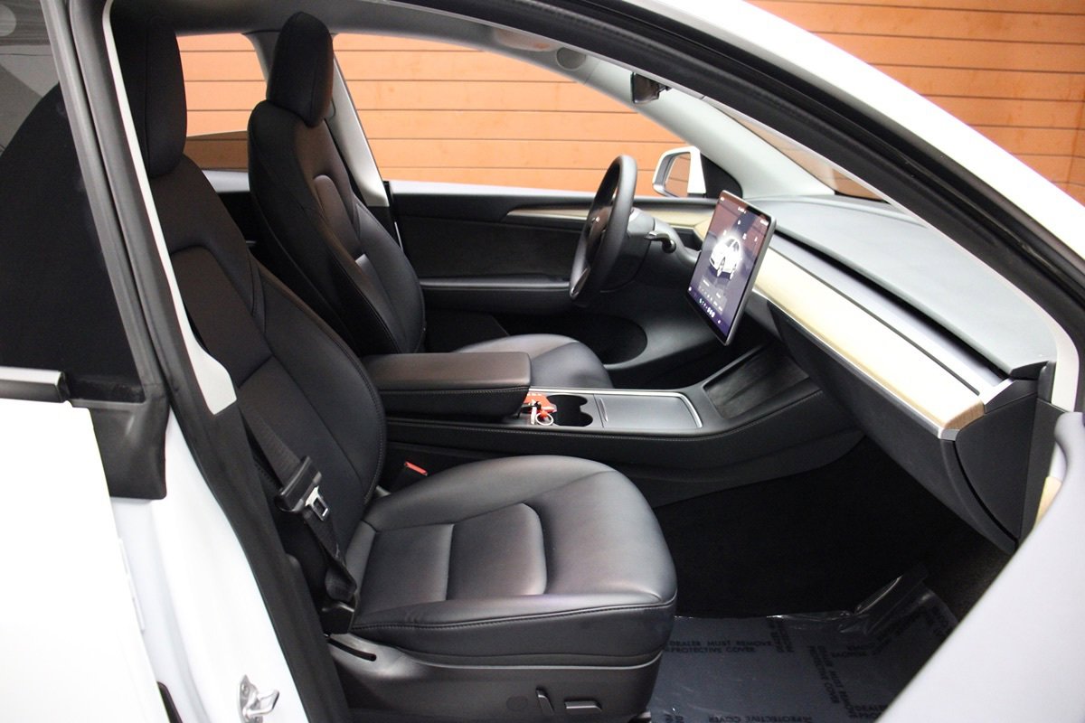 Used 2023 Tesla Model Y Long Range image 22
