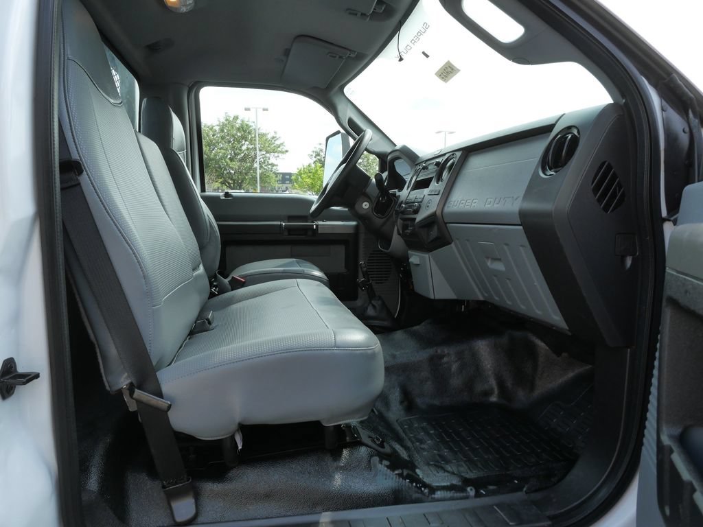 Used 2022 Ford F650 2WD Regular Cab Super Duty image 16