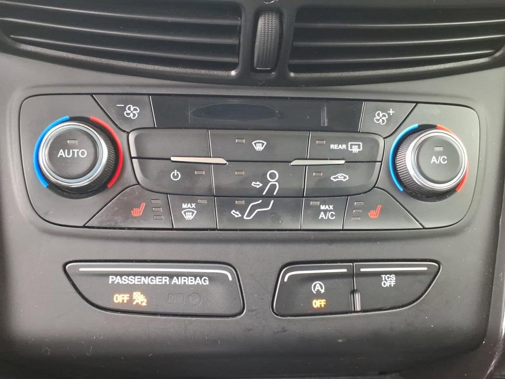 Used 2017 Ford Escape Titanium AWD/4WD image 26