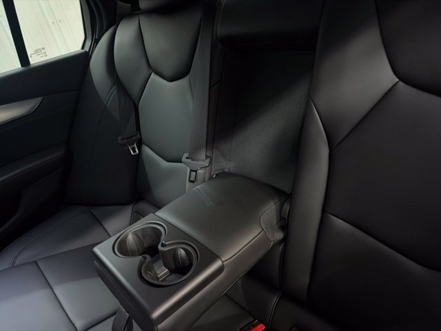 Used 2024 Cadillac CT5 Luxury RWD image 16