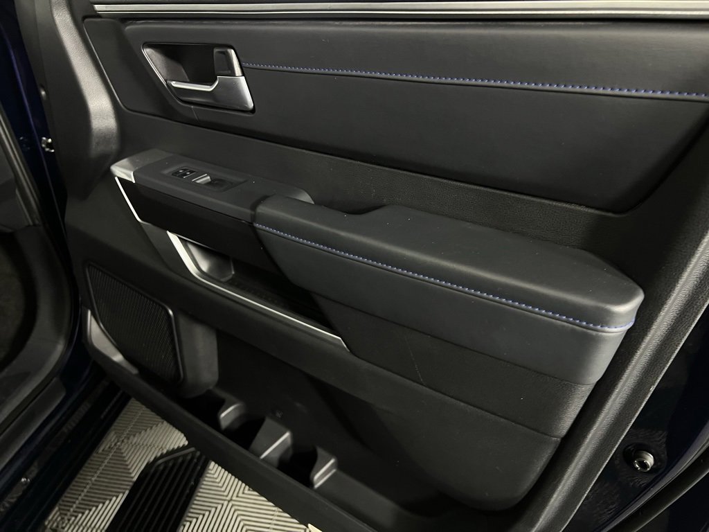 Used 2022 Toyota Tundra Platinum image 33