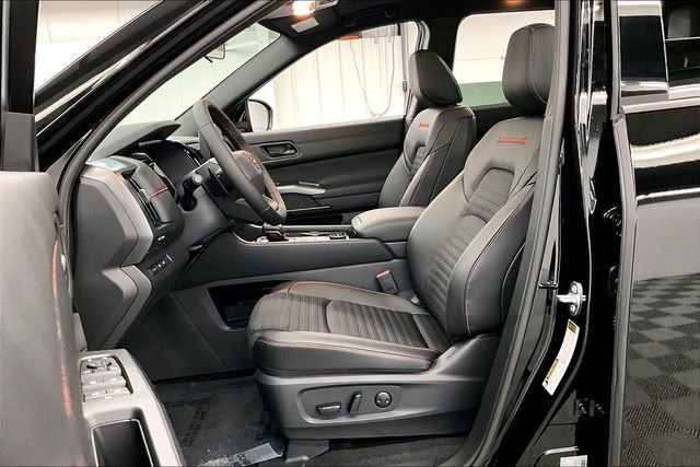New 2026 Nissan Pathfinder Rock Creek image 10