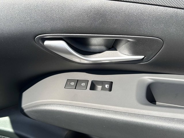 New 2027 Hyundai Santa Cruz SE FWD image 17