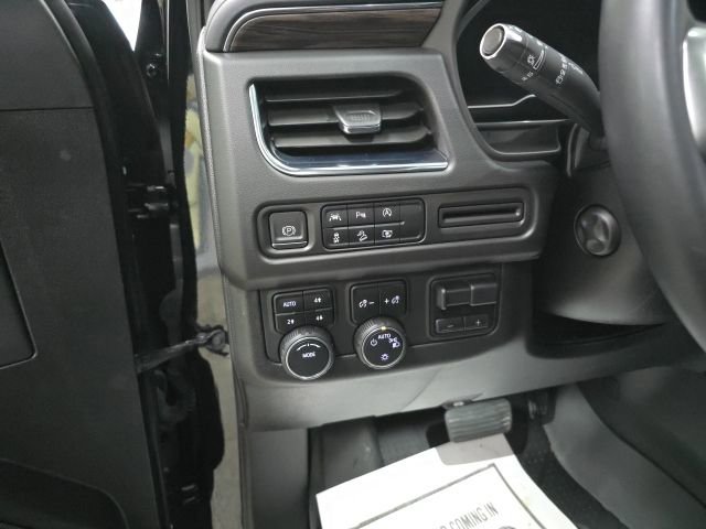 Used 2023 Chevrolet Suburban Z71 w/ Luxury Package image 15