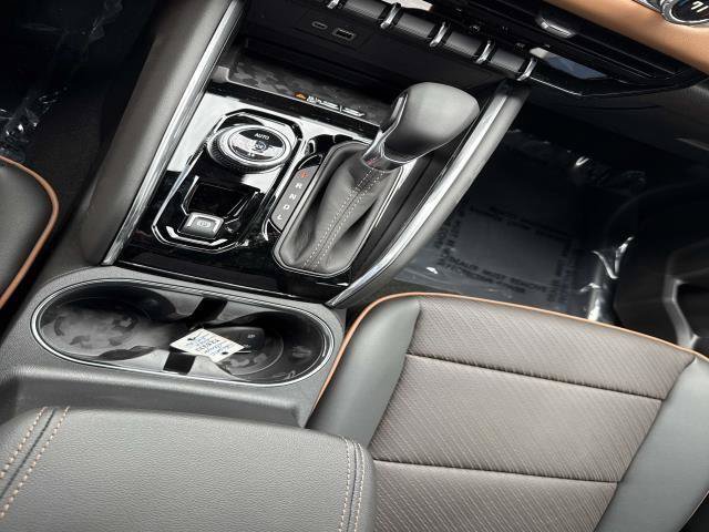 New 2026 GMC Canyon AT4 w/ Technology Plus Package AWD/4WD image 20