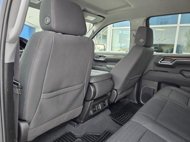Used 2023 Chevrolet Silverado 1500 LT Trail Boss w/ LPO, Dark Essentials Package AWD/4WD image 19