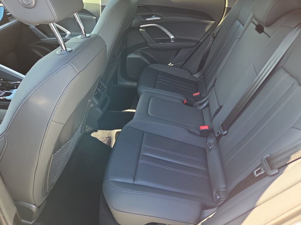 Certified 2025 Audi Q5 Premium w/ Convenience Package AWD/4WD image 13