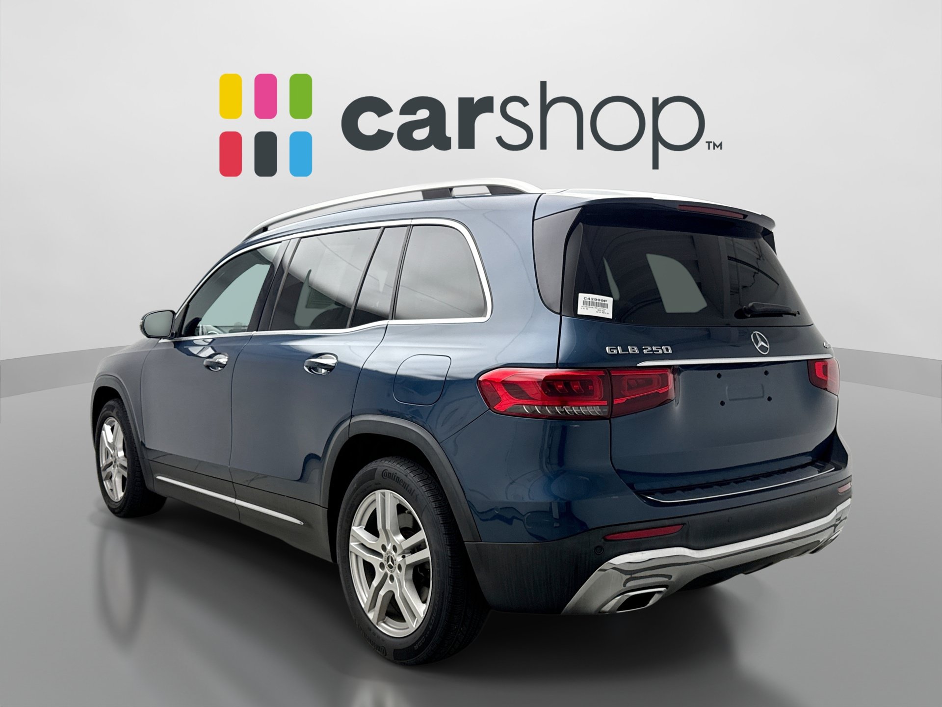 Used 2021 Mercedes-Benz GLB 250 4MATIC image 3