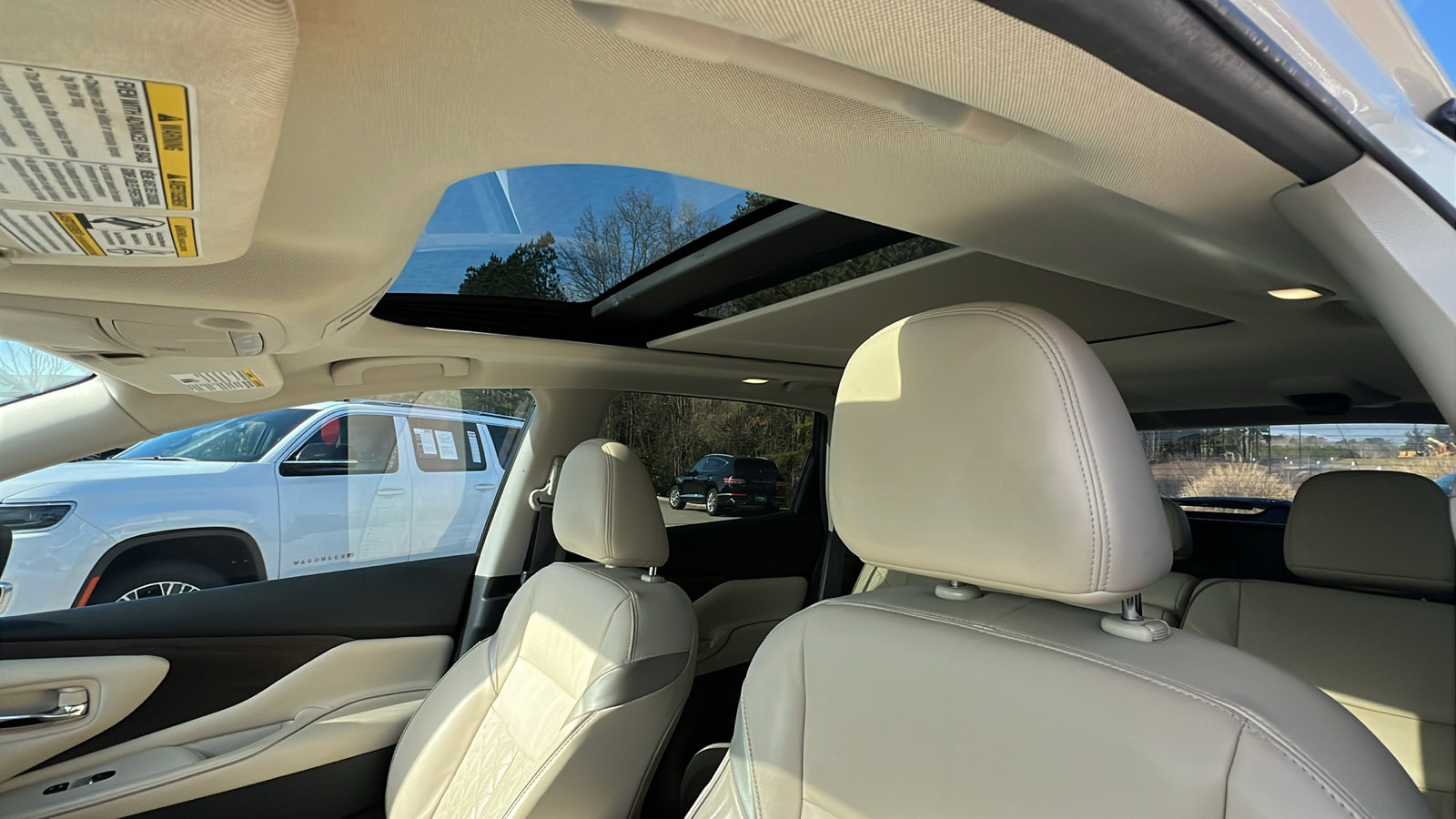 Used 2020 Nissan Murano Platinum image 19