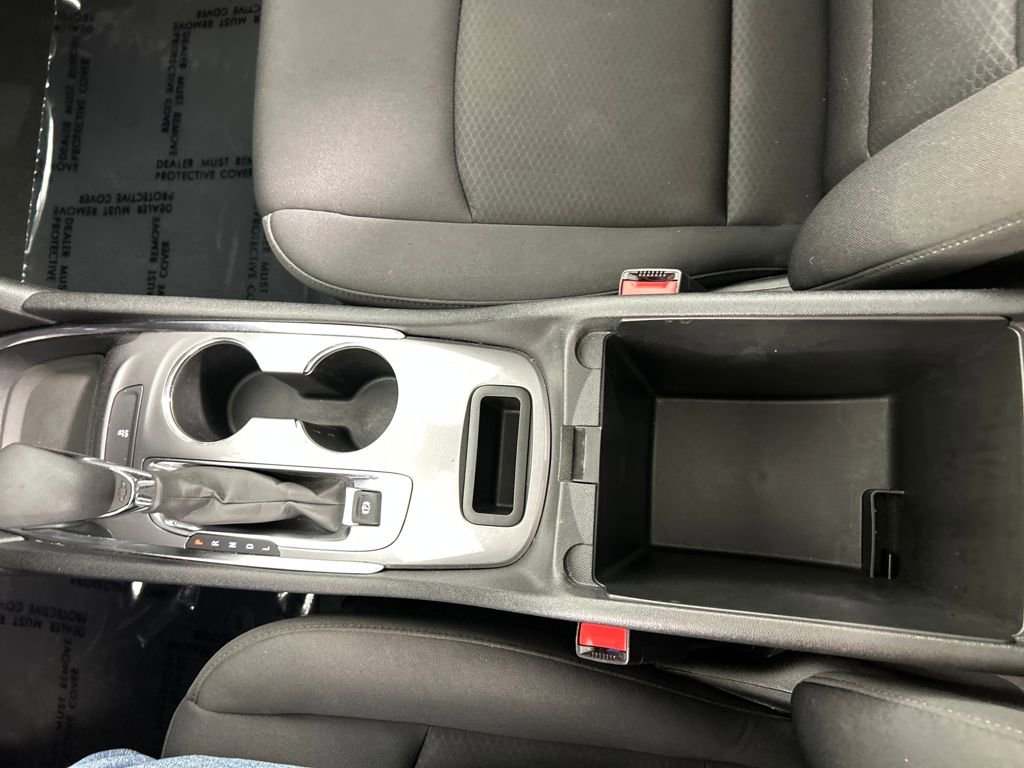 Used 2023 Chevrolet Malibu LT FWD image 15