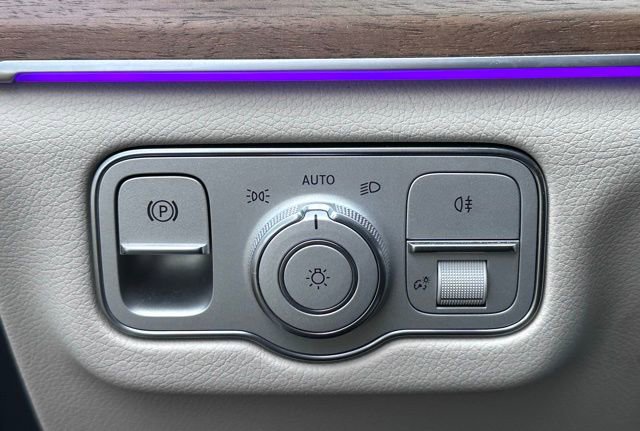 Used 2024 Mercedes-Benz GLS 450 4MATIC image 19