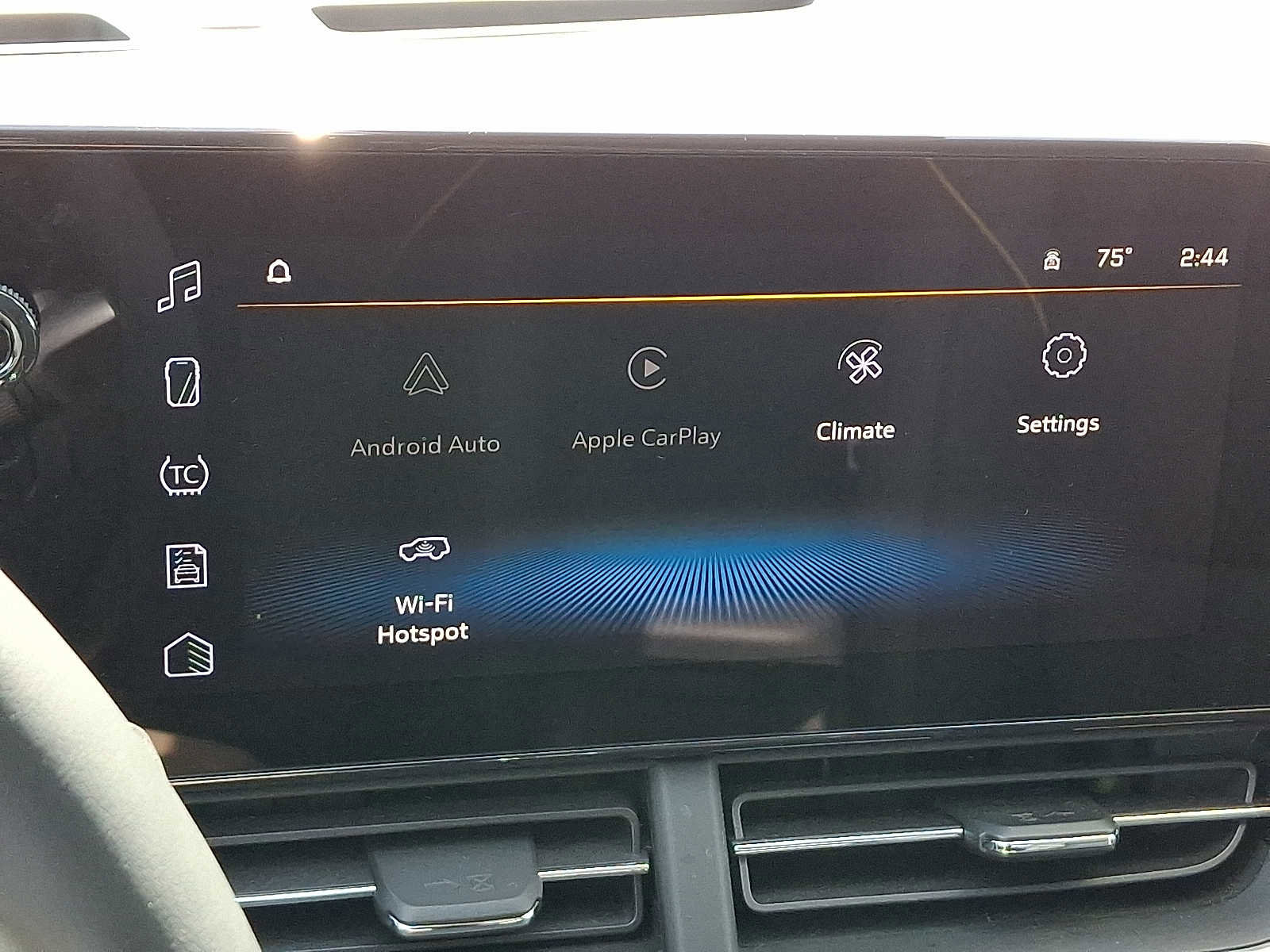 Used 2025 Chevrolet Trax ACTIV FWD image 17