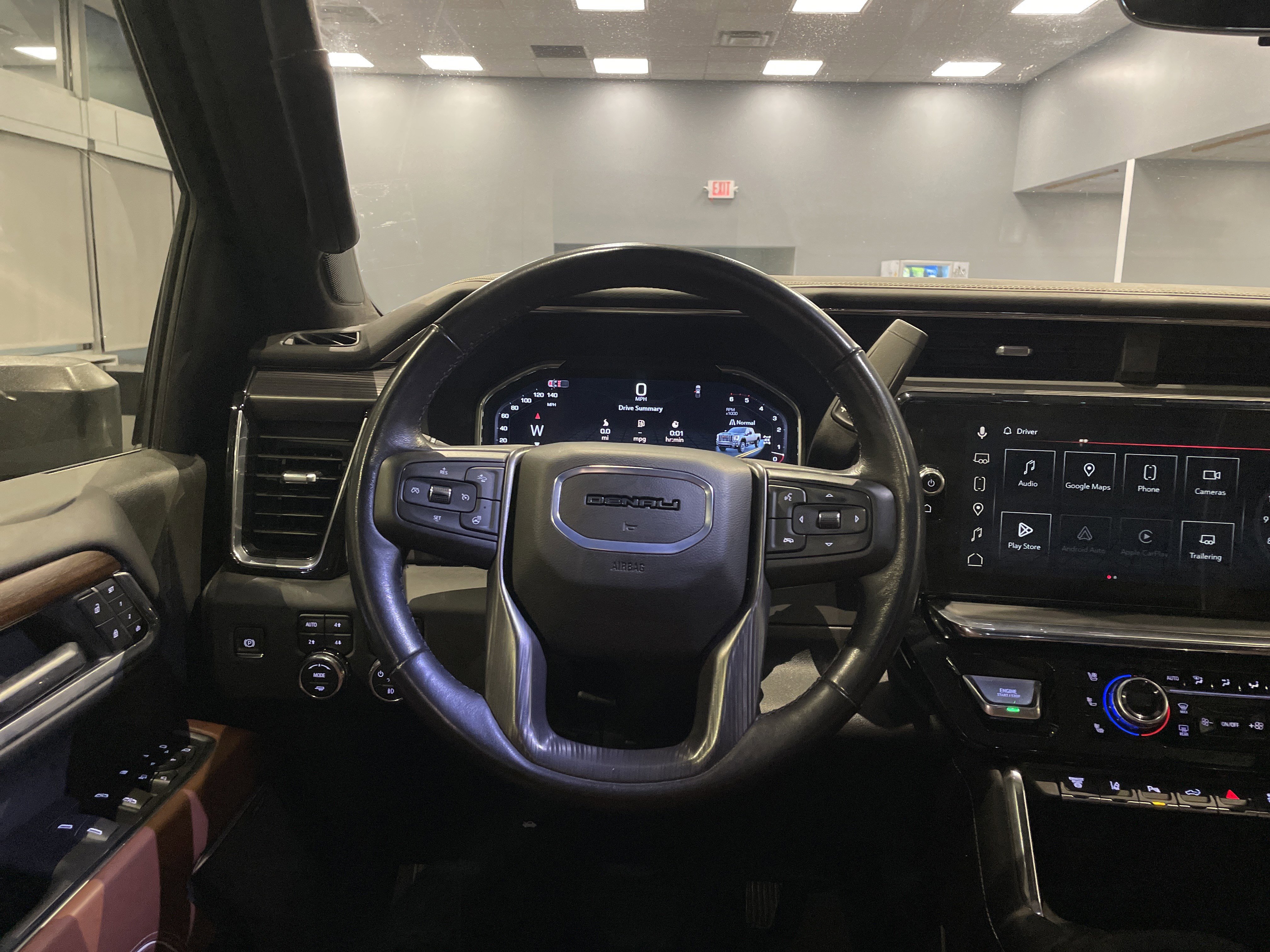 Used 2025 GMC Sierra 2500 Denali Ultimate image 19