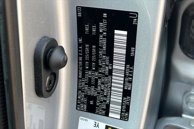 Certified 2023 Toyota Corolla Cross XLE w/ Convenience Package FWD image 35
