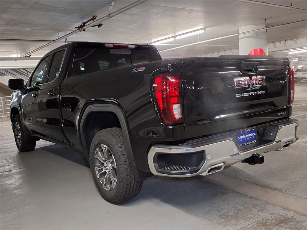 New 2026 GMC Sierra 1500 SLE w/ X31 Off-Road Package image 9