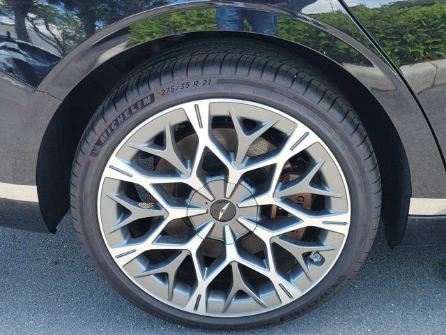 Used 2025 Genesis G90 3.5T image 5