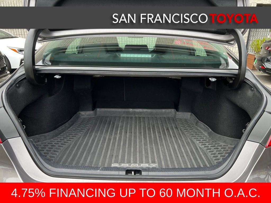 Certified 2020 Toyota Camry LE image 37