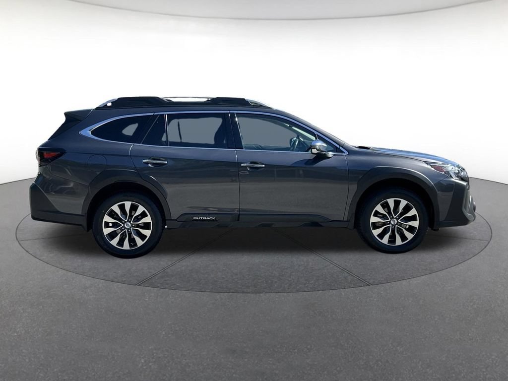 Used 2023 Subaru Outback Touring XT AWD/4WD image 7