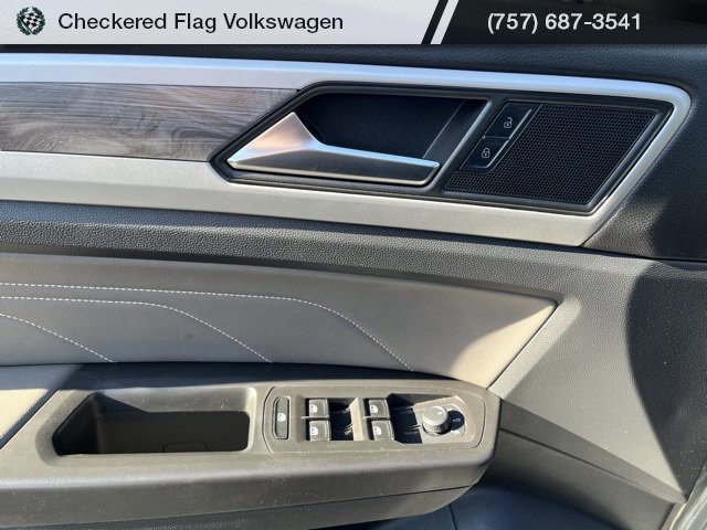 Used 2022 Volkswagen Atlas Cross Sport SE image 14