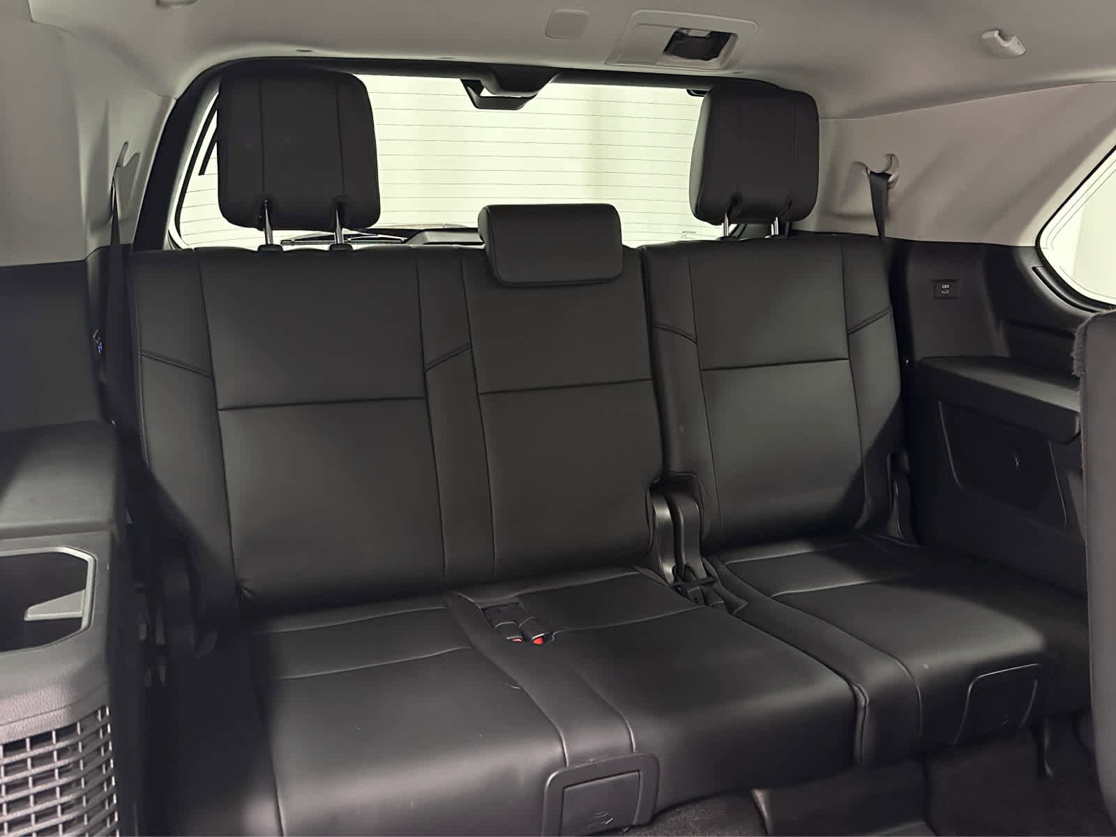Used 2024 Toyota Sequoia Limited w/ TRD Off-Road Package AWD/4WD image 24