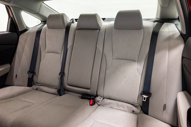 Used 2025 Honda Accord SE image 19