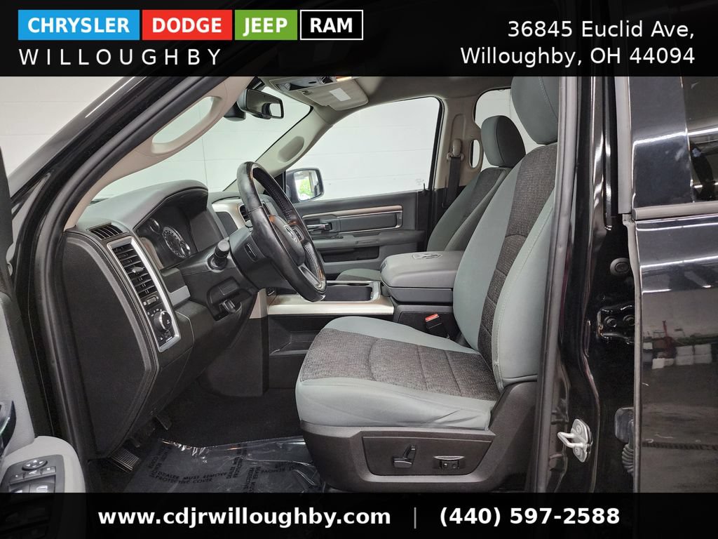 Used 2019 RAM 1500 Classic SLT w/ Black Appearance Group AWD/4WD image 14