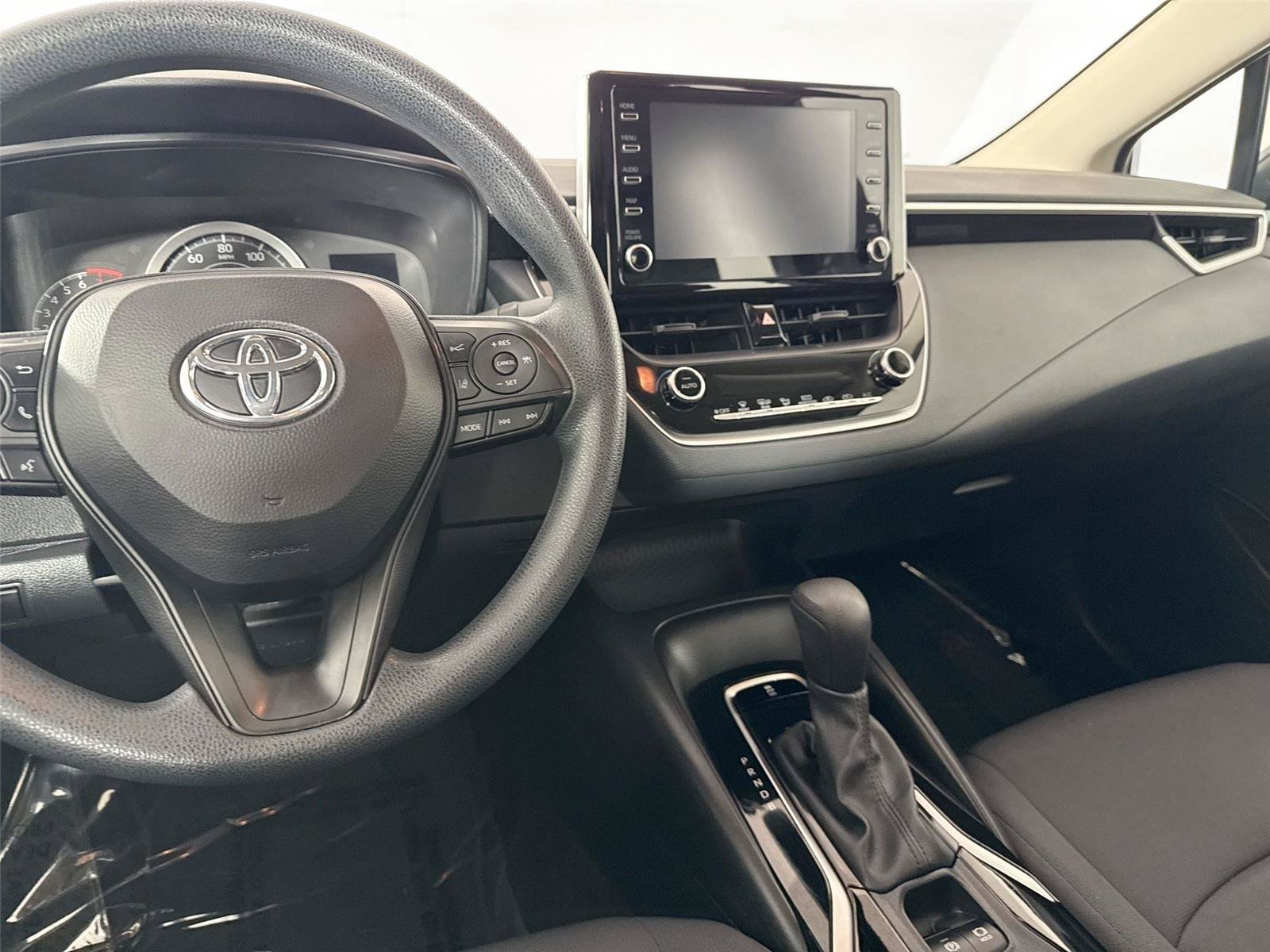 Certified 2020 Toyota Corolla LE FWD image 28