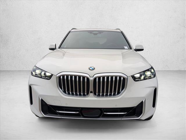 Used 2026 BMW X5 xDrive40i w/ Parking Assistance Package AWD/4WD image 5