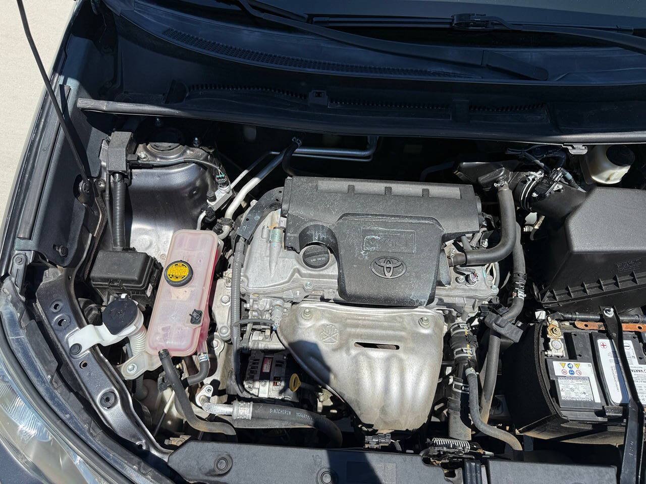 Used 2014 Toyota RAV4 Limited w/ Technology Package FWD image 13