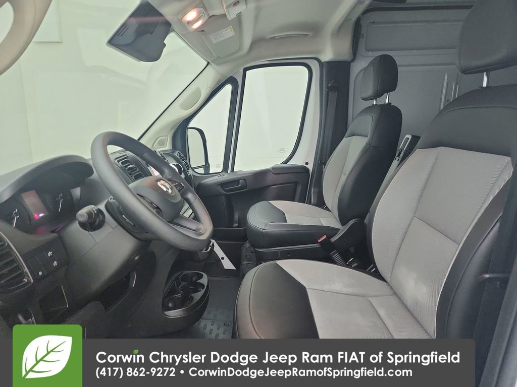 Used 2025 RAM ProMaster 2500 w/ Convenience Group FWD image 19