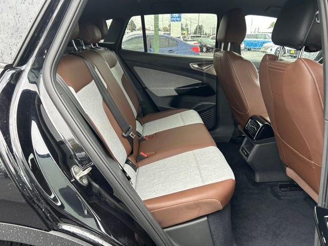 Used 2023 Volkswagen ID.4 Pro image 11