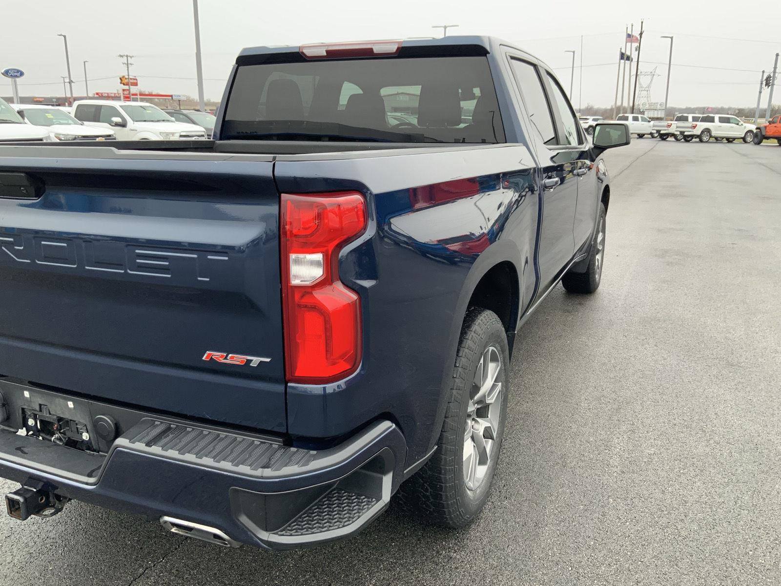 Used 2021 Chevrolet Silverado 1500 RST image 17