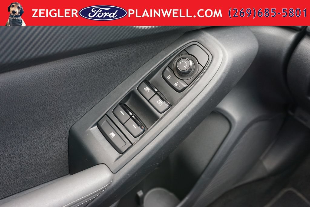 Used 2025 Subaru Crosstrek 2.5i Premium AWD/4WD image 27