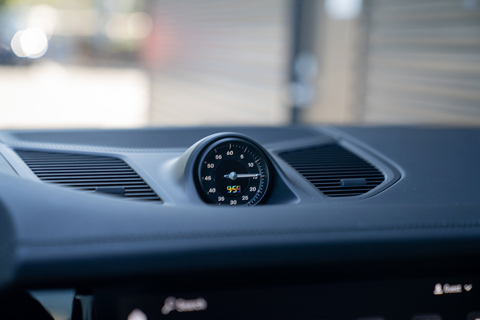 Certified 2025 Porsche Cayenne E-Hybrid AWD/4WD image 12