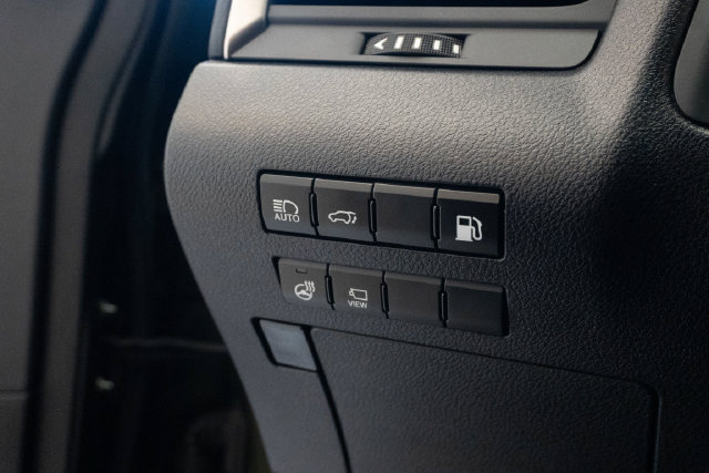 Used 2021 Lexus RX 450h AWD w/ Premium Package image 14
